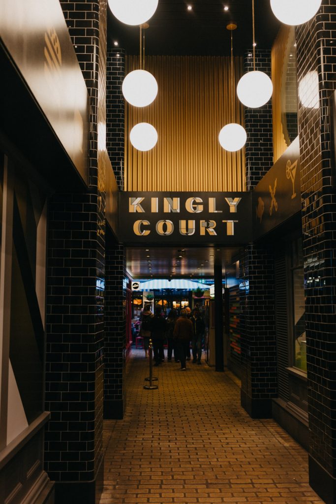 Visiter Carnaby Street à la tombée de la nuit